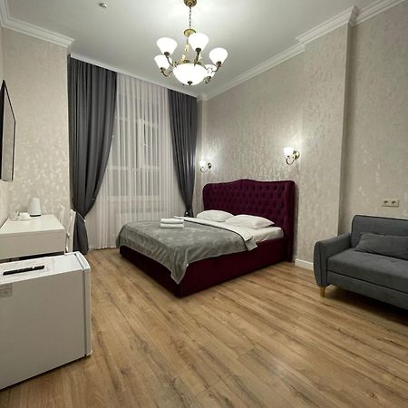 אסטנה Rose Art Hotel מראה חיצוני תמונה