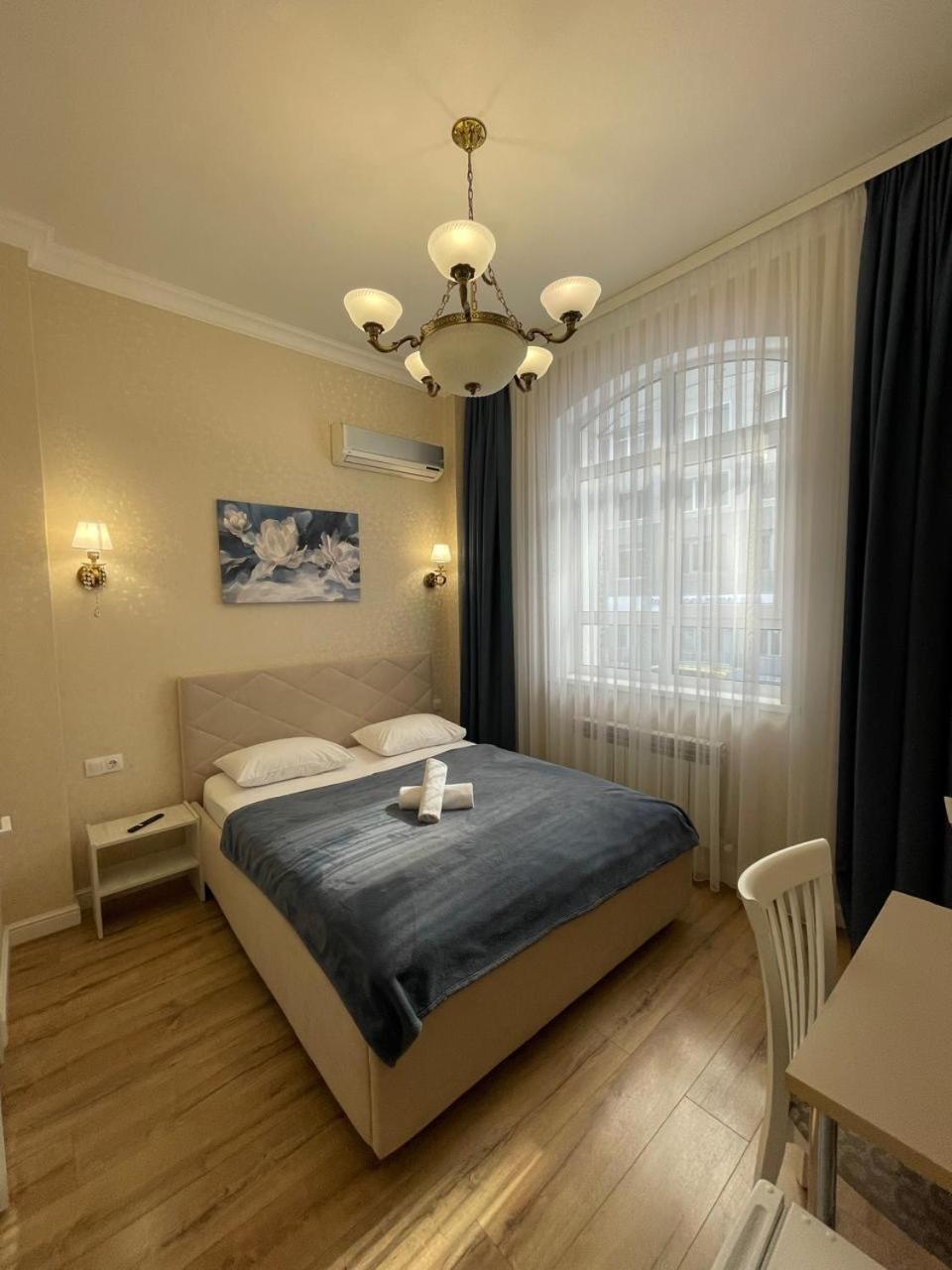 אסטנה Rose Art Hotel מראה חיצוני תמונה